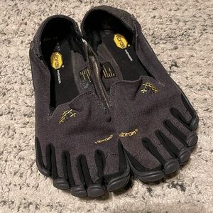 Vibram FiveFingers shoes barefoot minimalist